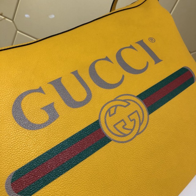 Gucci專櫃款男包 523588 古馳2018圓底包 復古印花圖案 Gucci Print系列半月形大號男挎包  gqy2130